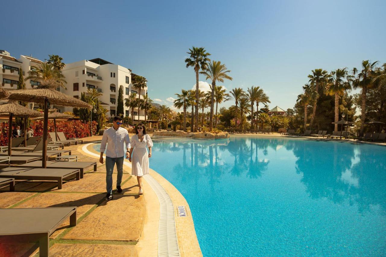 Sh Villa Gadea Altea Exterior foto The swimming pool at the Royal Mirage Hotel